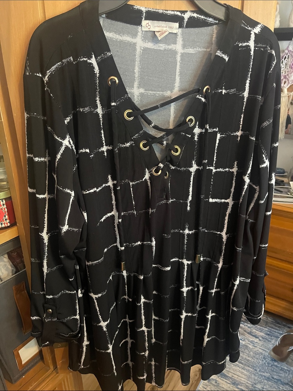 Db Established 1962 Black & White Grid Lace-Up Blouse